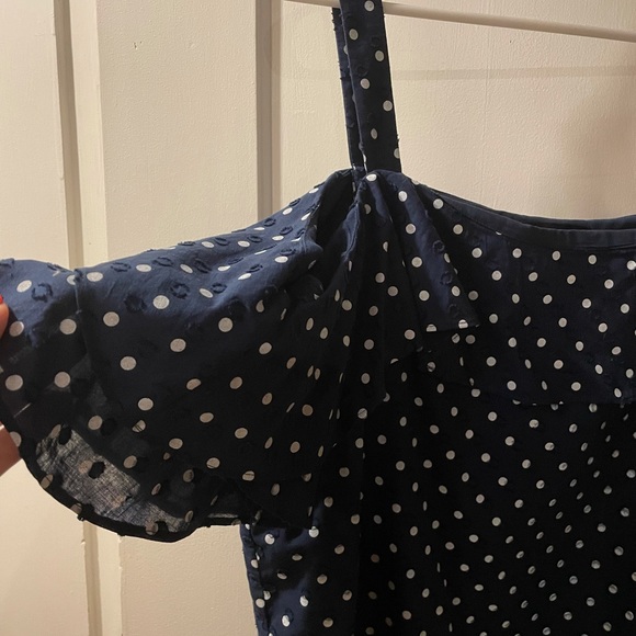 J crew cold shoulder blue polka dot top - Picture 2 of 2